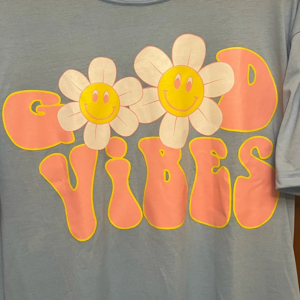 Women’s T-Shirt  Blue with 'Good Vibes' Print. 2X - Picture 2 of 6